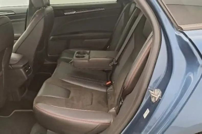 Ford Mondeo din 2021 cu 21.300 km - oferta FOR111285 - foto 9