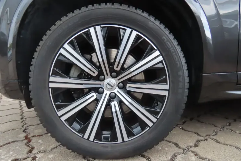 Volvo XC90 din 2023 cu 43.200 km - oferta VOL111288 - foto 5