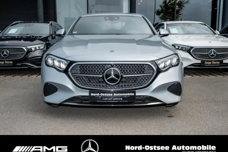Mercedes-Benz E 220 din 2024 cu 8.634 km - oferta MER111297 - foto 3
