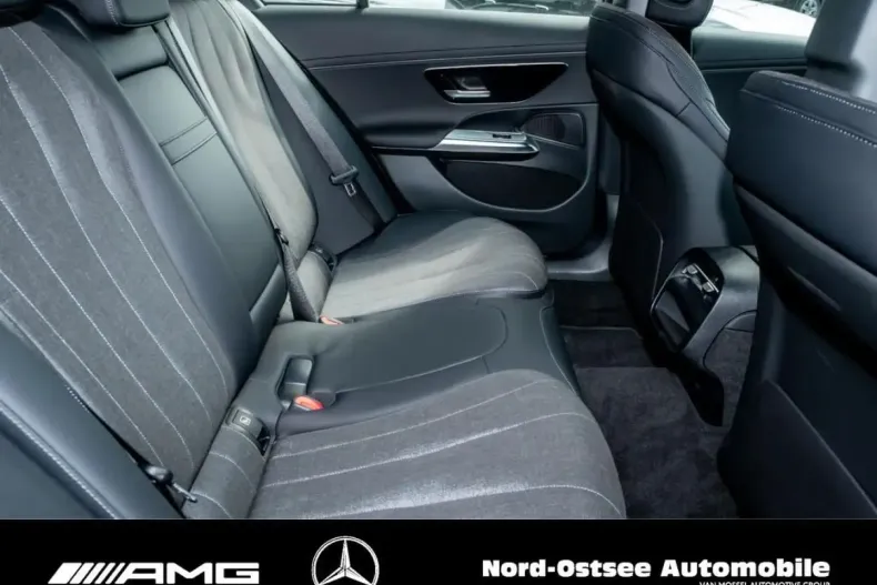 Mercedes-Benz E 220 din 2024 cu 8.634 km - oferta MER111297 - foto 11