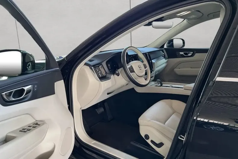 Volvo XC60 din 2022 cu 61.856 km - oferta VOL111306 - foto 10