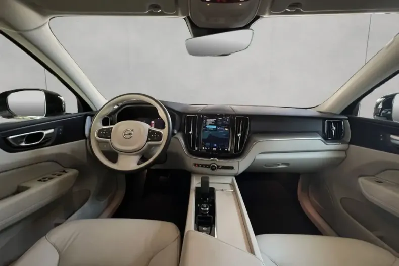 Volvo XC60 din 2022 cu 61.856 km - oferta VOL111306 - foto 14