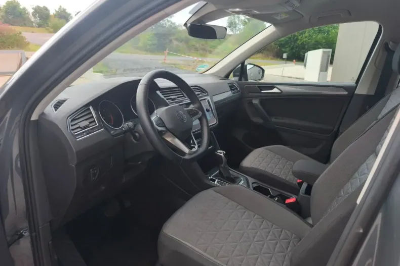 Volkswagen Tiguan din 2021 cu 79.500 km - oferta VOL111323 - foto 9