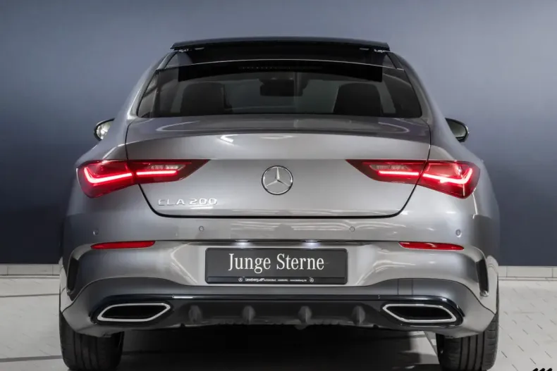 Mercedes-Benz CLA 200 din 2024 cu 5.000 km - oferta MER111324 - foto 6