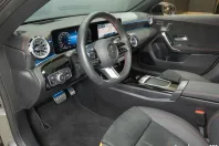 Mercedes-Benz CLA 200 din 2024 cu 5.000 km - oferta MER111324 - foto 10