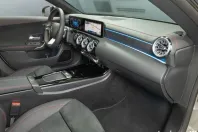 Mercedes-Benz CLA 200 din 2024 cu 5.000 km - oferta MER111324 - foto 17