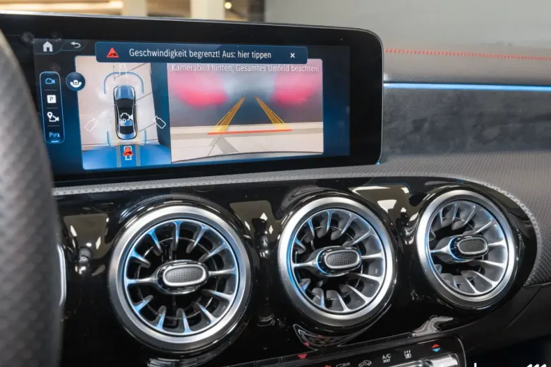 Mercedes-Benz CLA 200 din 2024 cu 5.000 km - oferta MER111324 - foto 21