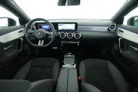 Mercedes-Benz CLA 200 din 2024 cu 6.529 km - oferta MER111325 - foto 19