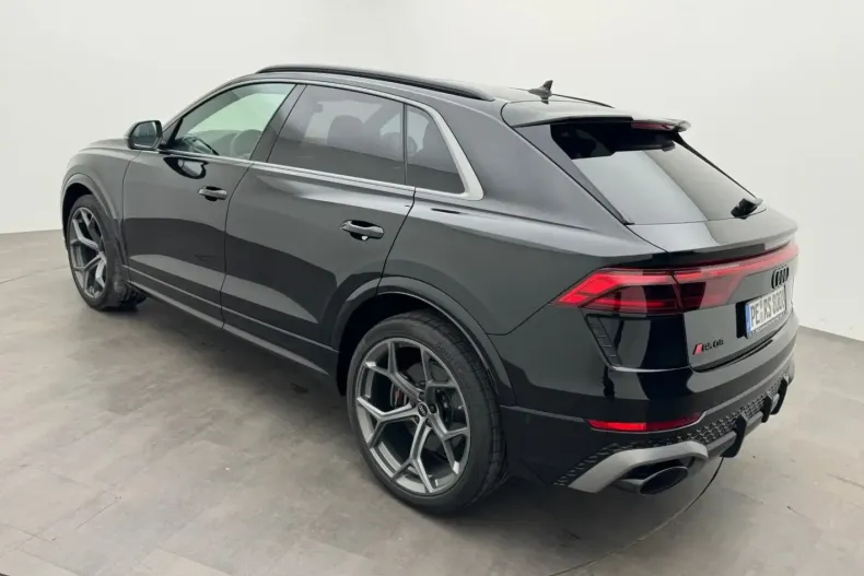 Audi RSQ8 din 2024 cu 6.000 km - oferta AUD111355 - foto 3
