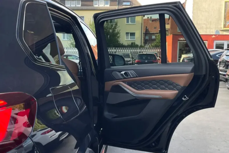 BMW X5 M din 2021 cu 60.200 km - oferta BMW111357 - foto 37