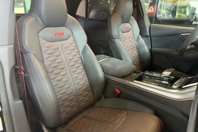 Audi RSQ8 din 2025 cu 1.370 km - oferta AUD111358 - foto 13