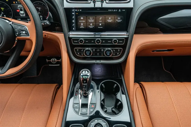 Bentley Bentayga din 2022 cu 45.500 km - oferta BEN111367 - foto 21
