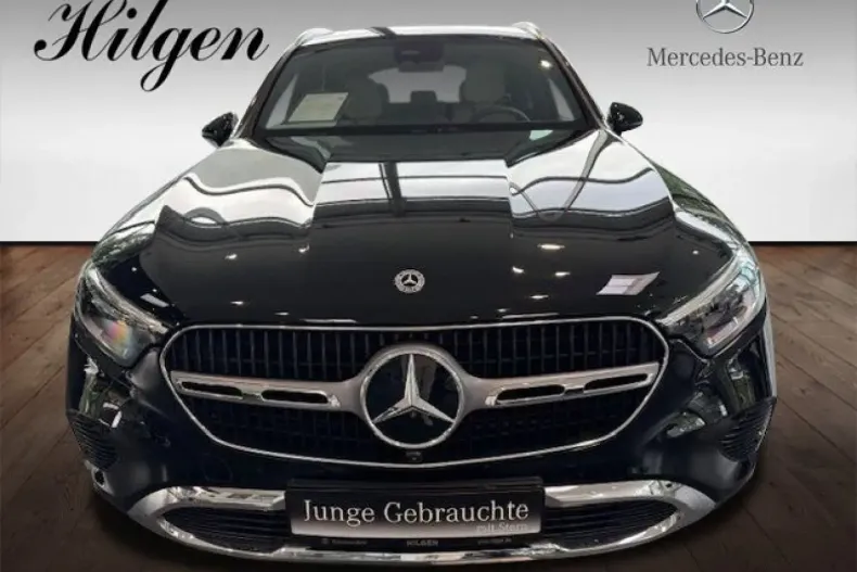 Mercedes-Benz GLC 220 din 2024 cu 8.910 km - oferta MER111389 - foto 2