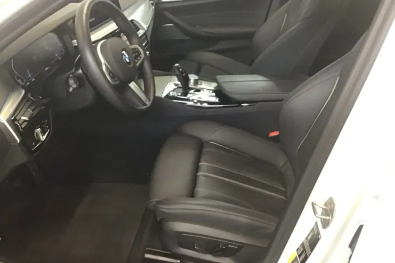 BMW 545 din 2021 cu 34.361 km - oferta BMW111406 - foto 7