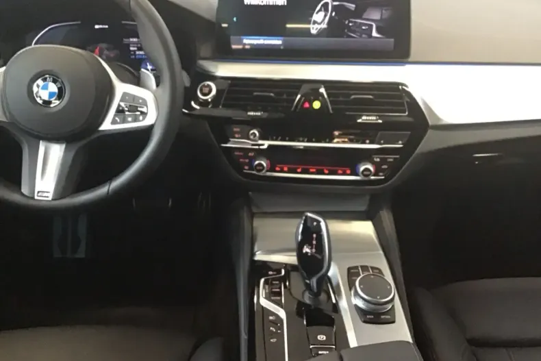 BMW 545 din 2021 cu 34.361 km - oferta BMW111406 - foto 10