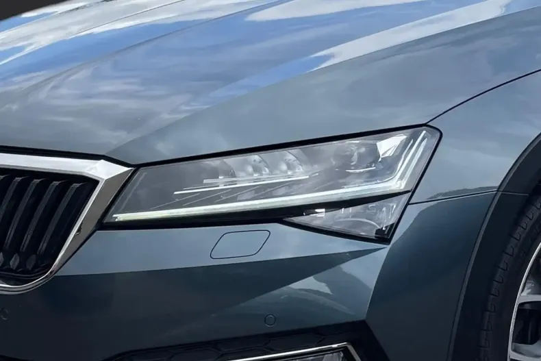 Skoda Superb din 2021 cu 98.900 km - oferta SKO111414 - foto 5