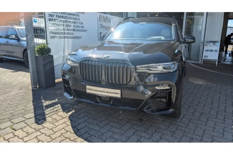 BMW X7 M50 din 2022 cu 55.980 km - oferta BMW111415 - foto 1