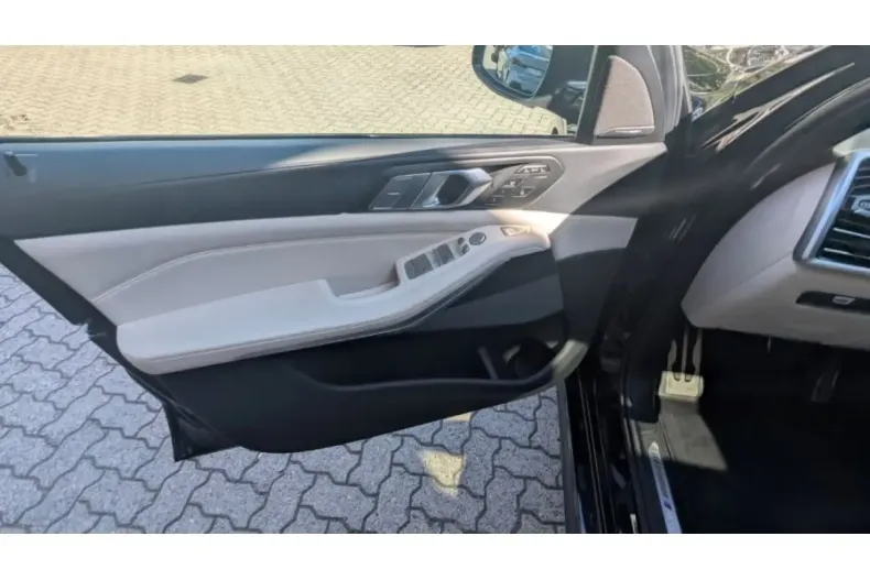 BMW X7 M50 din 2022 cu 55.980 km - oferta BMW111415 - foto 5