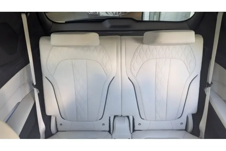 BMW X7 M50 din 2022 cu 55.980 km - oferta BMW111415 - foto 17