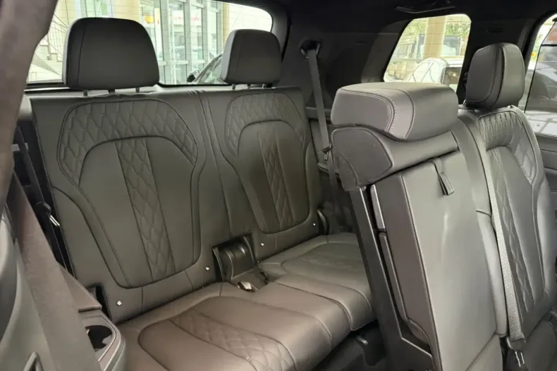 BMW X7 M50 din 2021 cu 95.879 km - oferta BMW111420 - foto 30