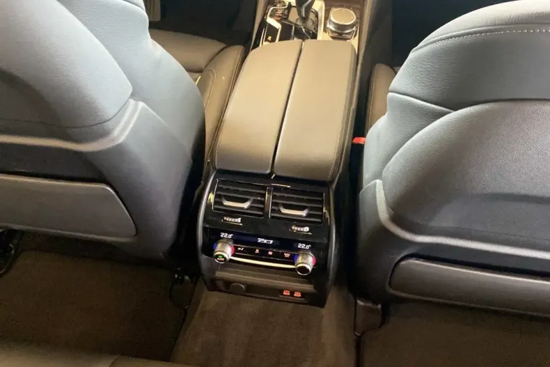 BMW 530 din 2022 cu 33.941 km - oferta BMW111439 - foto 17