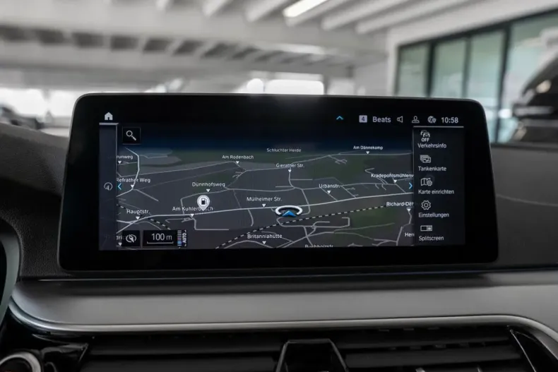 BMW 530 din 2022 cu 43.759 km - oferta BMW111452 - foto 10