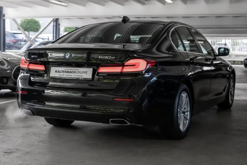 BMW 530 din 2022 cu 43.759 km - oferta BMW111453 - foto 2