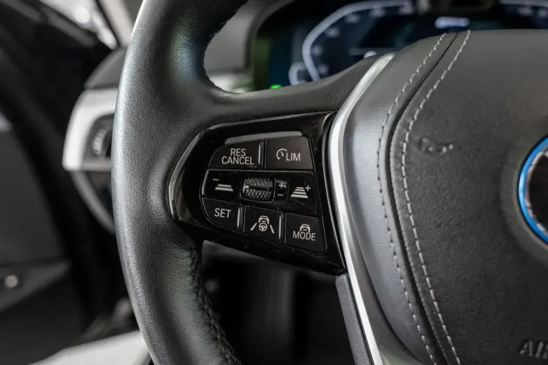 BMW 530 din 2022 cu 43.759 km - oferta BMW111453 - foto 17