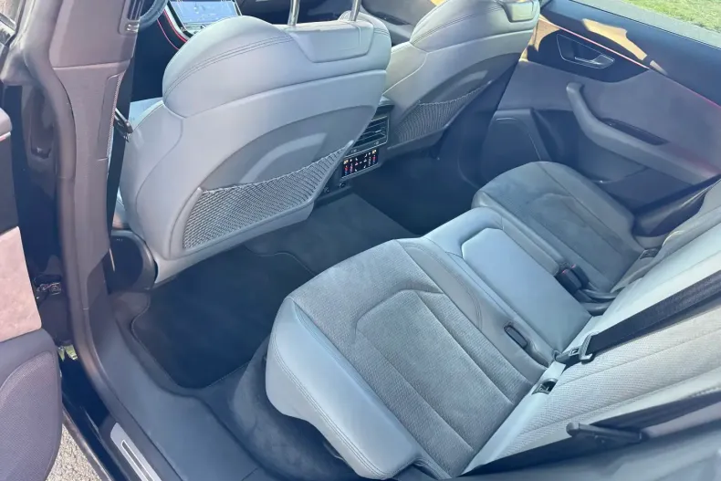 Audi Q8 din 2021 cu 64.000 km - oferta AUD111461 - foto 10