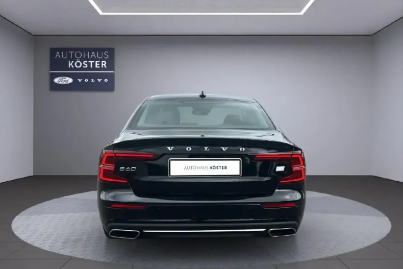 Volvo S60 din 2020 cu 29.575 km - oferta VOL111470 - foto 4