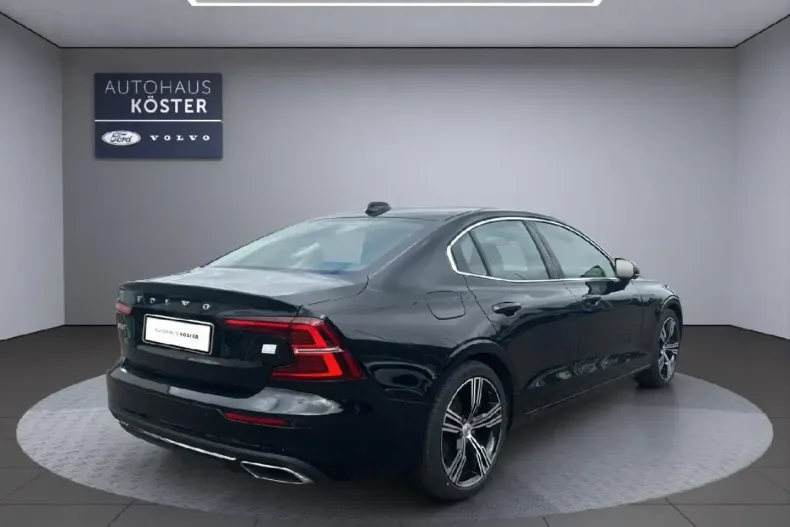 Volvo S60 din 2020 cu 29.575 km - oferta VOL111470 - foto 5