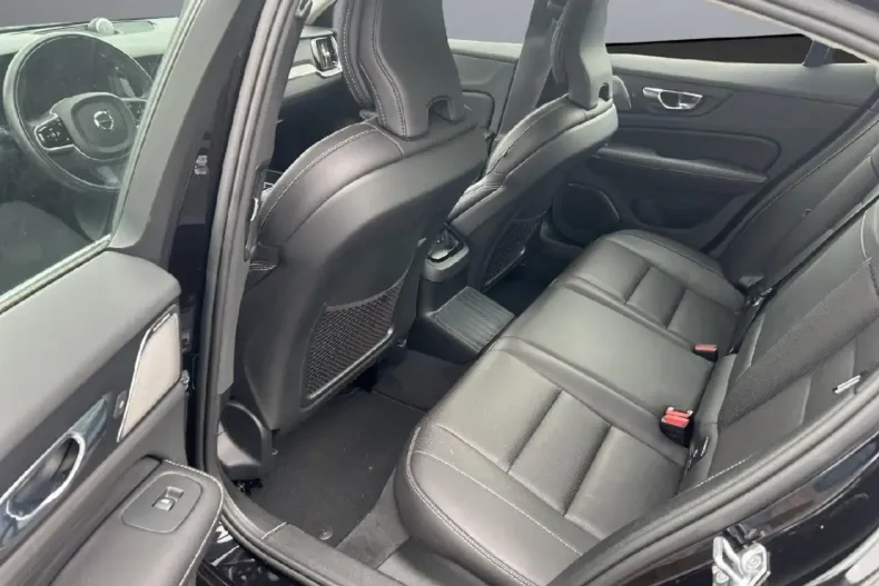 Volvo S60 din 2020 cu 29.575 km - oferta VOL111470 - foto 15