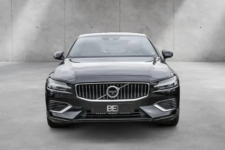 Volvo S60 din 2022 cu 23.435 km - oferta VOL111472 - foto 2