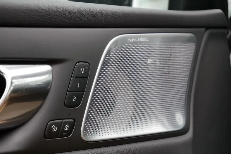 Volvo S60 din 2022 cu 23.435 km - oferta VOL111472 - foto 17