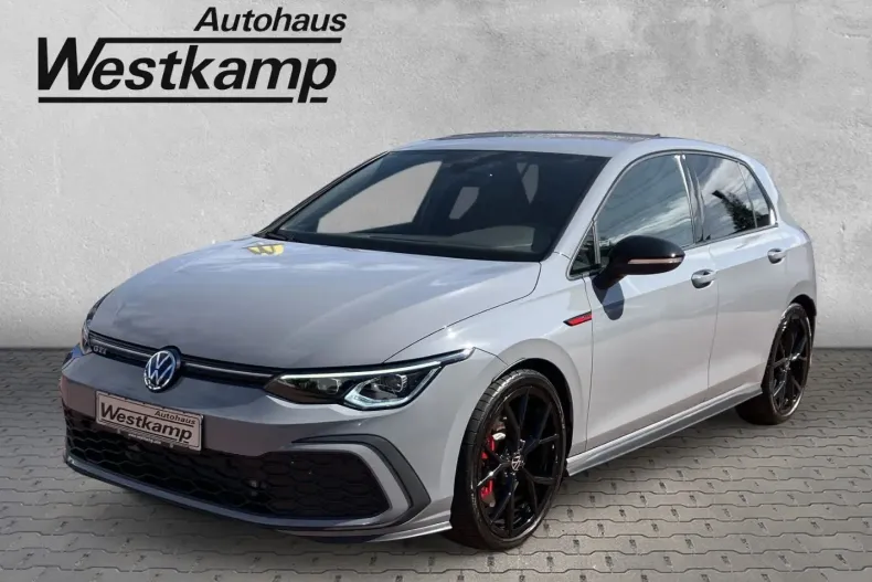 Volkswagen Golf din 2023 cu 23.990 km - oferta VOL111475 - foto 1