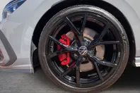 Volkswagen Golf din 2023 cu 23.990 km - oferta VOL111475 - foto 6