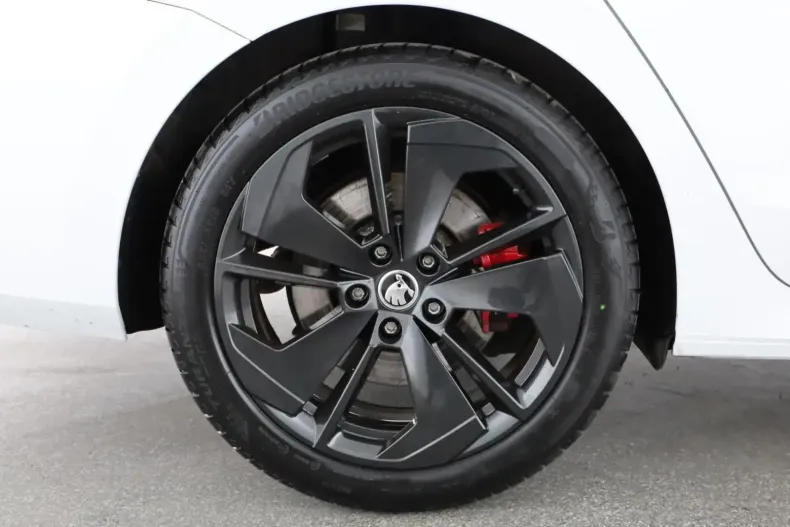 Skoda Octavia din 2023 cu 23.814 km - oferta SKO111484 - foto 12