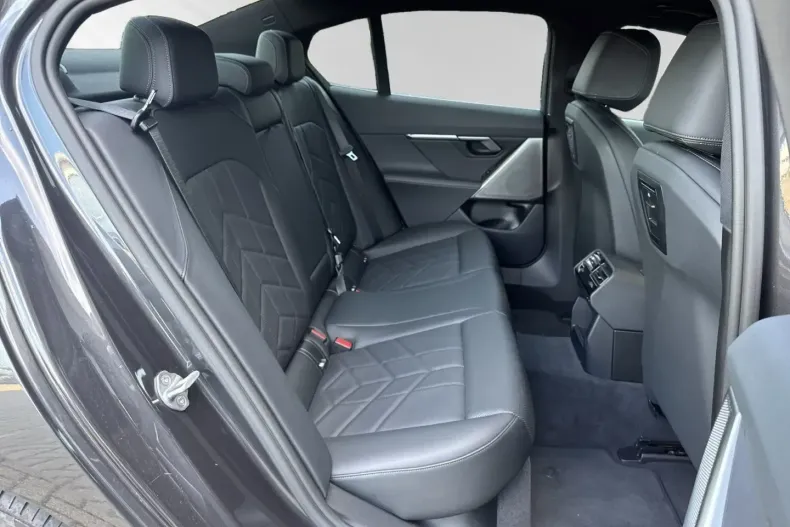 BMW 520 din 2024 cu 20.229 km - oferta BMW111500 - foto 11