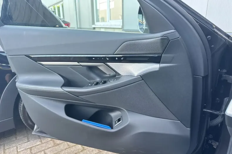 BMW 520 din 2024 cu 20.229 km - oferta BMW111500 - foto 13