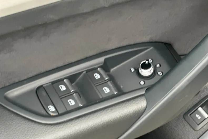 Audi Q5 din 2023 cu 40.000 km - oferta AUD111502 - foto 17