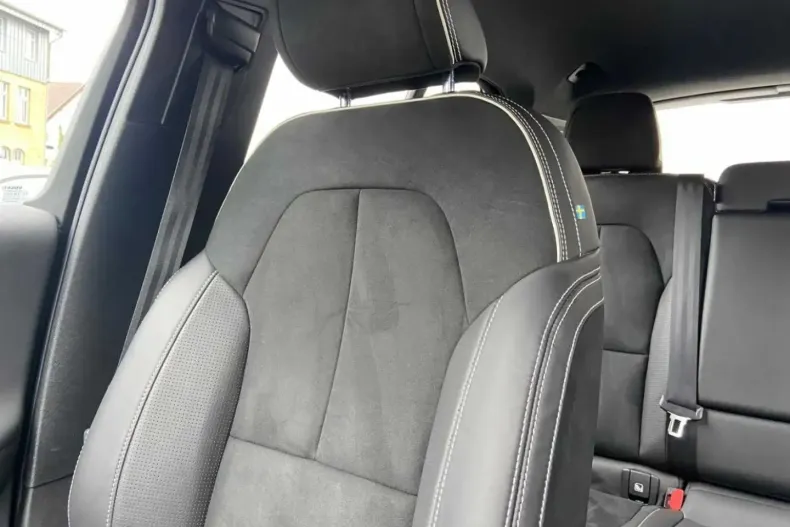 Volvo XC40 din 2021 cu 13.887 km - oferta VOL111508 - foto 14