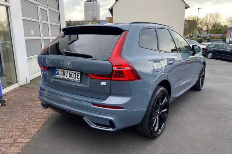 Volvo XC60 din 2024 cu 3.990 km - oferta VOL111535 - foto 6