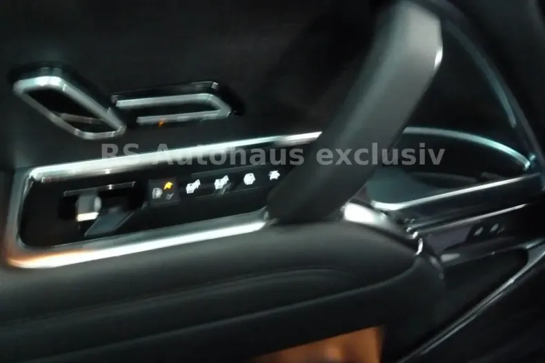 Land Rover Range Rover din 2024 cu 1.290 km - oferta LAN111537 - foto 15