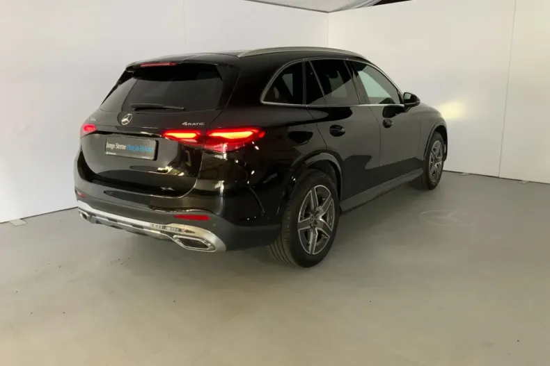 Mercedes-Benz GLC 300 din 2022 cu 25.535 km - oferta MER111545 - foto 4