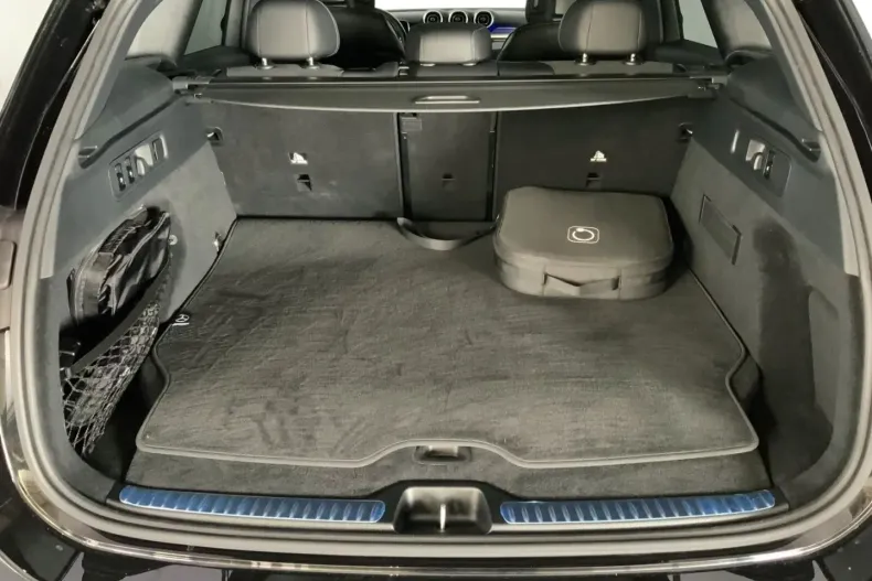 Mercedes-Benz GLC 300 din 2022 cu 25.535 km - oferta MER111545 - foto 6