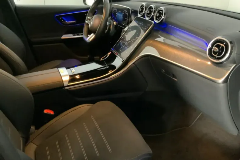 Mercedes-Benz GLC 300 din 2022 cu 25.535 km - oferta MER111545 - foto 13