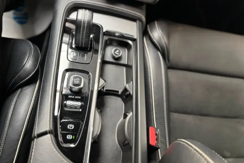 Volvo XC90 din 2020 cu 121.700 km - oferta VOL111548 - foto 24