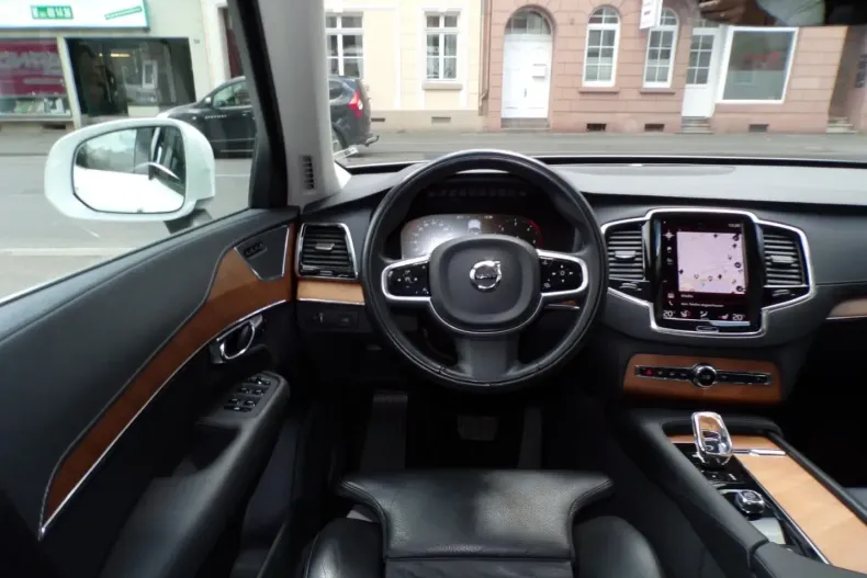 Volvo XC90 din 2022 cu 129.871 km - oferta VOL111549 - foto 12