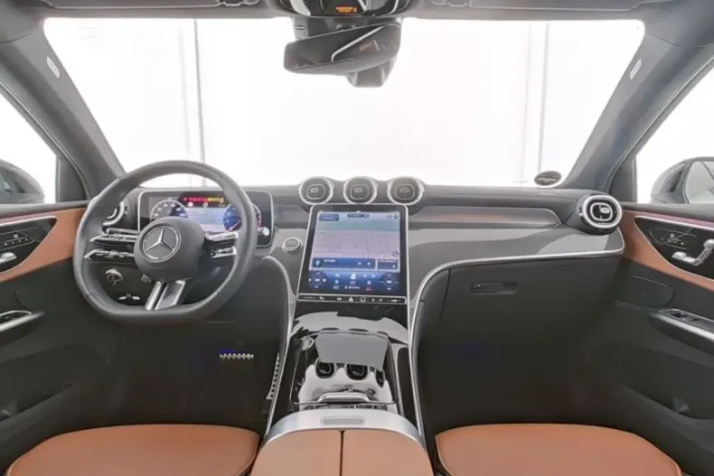 Mercedes-Benz GLC 300 din 2024 cu 12.072 km - oferta MER111550 - foto 7