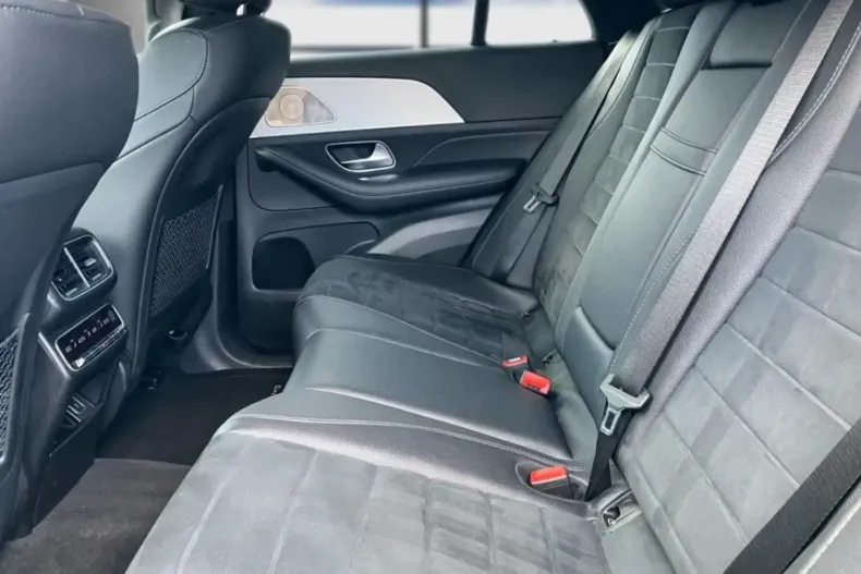 Mercedes-Benz GLE 400 din 2022 cu 95.025 km - oferta MER111554 - foto 8